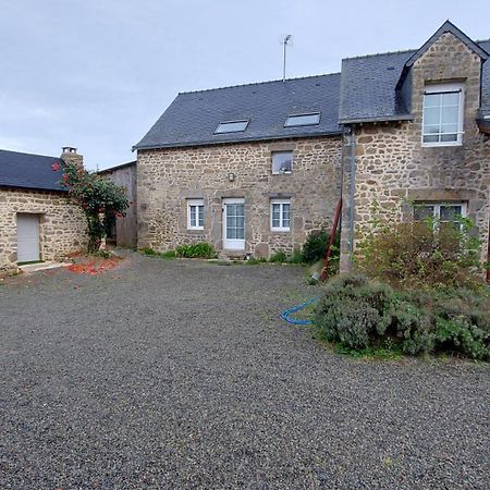 Gite La Rocherie Hambers Exterior photo